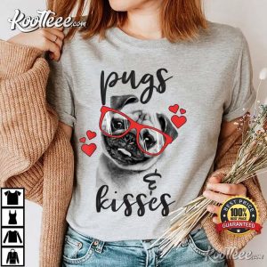 Pugs And Kisses Red Hearts Valentine Gift T Shirt 1