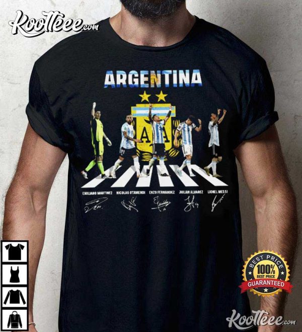 Argentina World Cup Squad 2022 Lionel Messi Emiliano Martinez T-Shirt