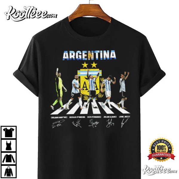 Argentina World Cup Squad 2022 Lionel Messi Emiliano Martinez T-Shirt