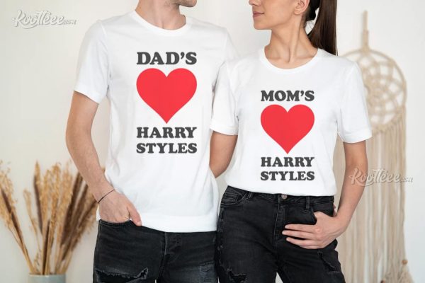 Dad’s and Mom’s Love Harry Styles Couples T-Shirt